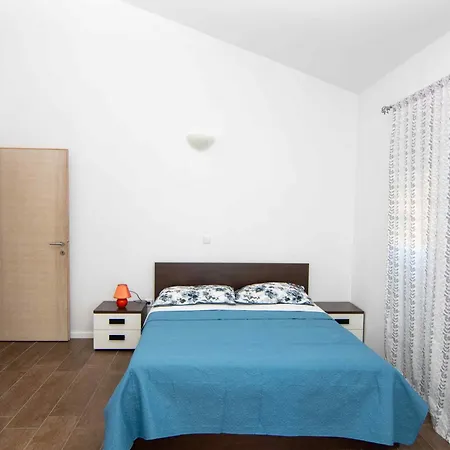 Cape Kamenjak In Apartment Premantura