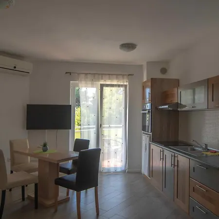 Apartment Cape Kamenjak In Premantura